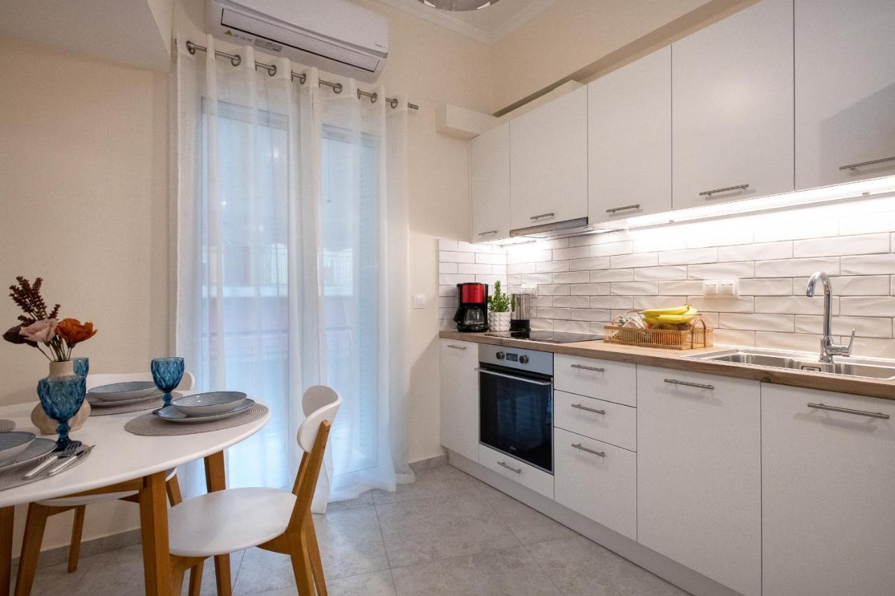 Helena'S Apartment In Corfu Town Екстериор снимка