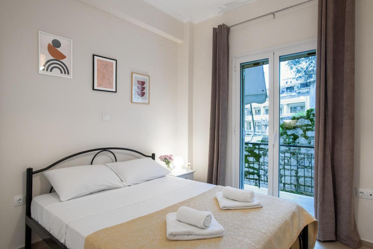 Helena'S Apartment In Corfu Town Екстериор снимка